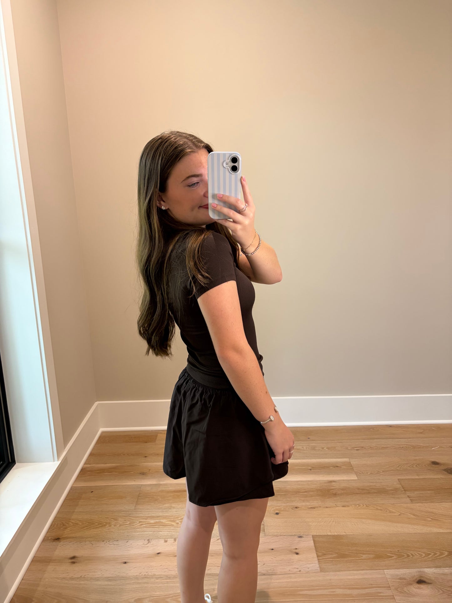 Breezy Flutter Athletic Shorts - Espresso