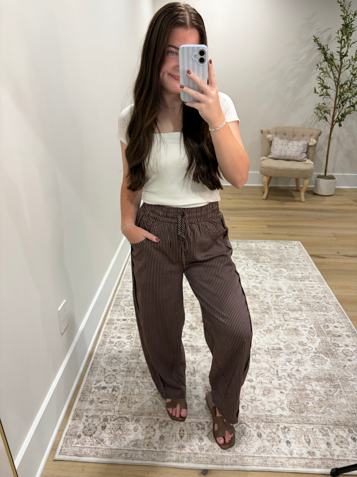 Fine Line Barrel Pants - Brown