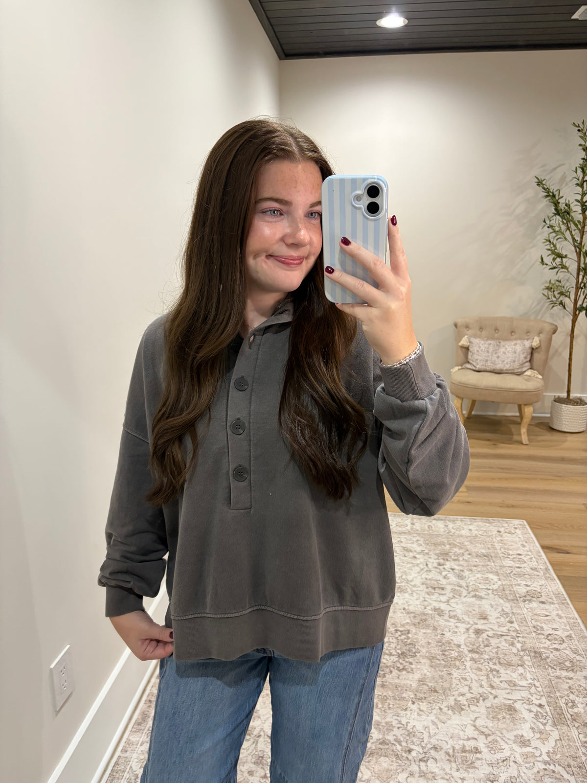 Easy Does It Pullover - Charcoal