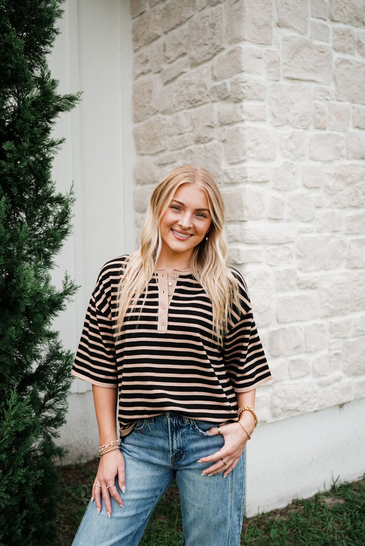 Between the Lines Top - Black/Taupe