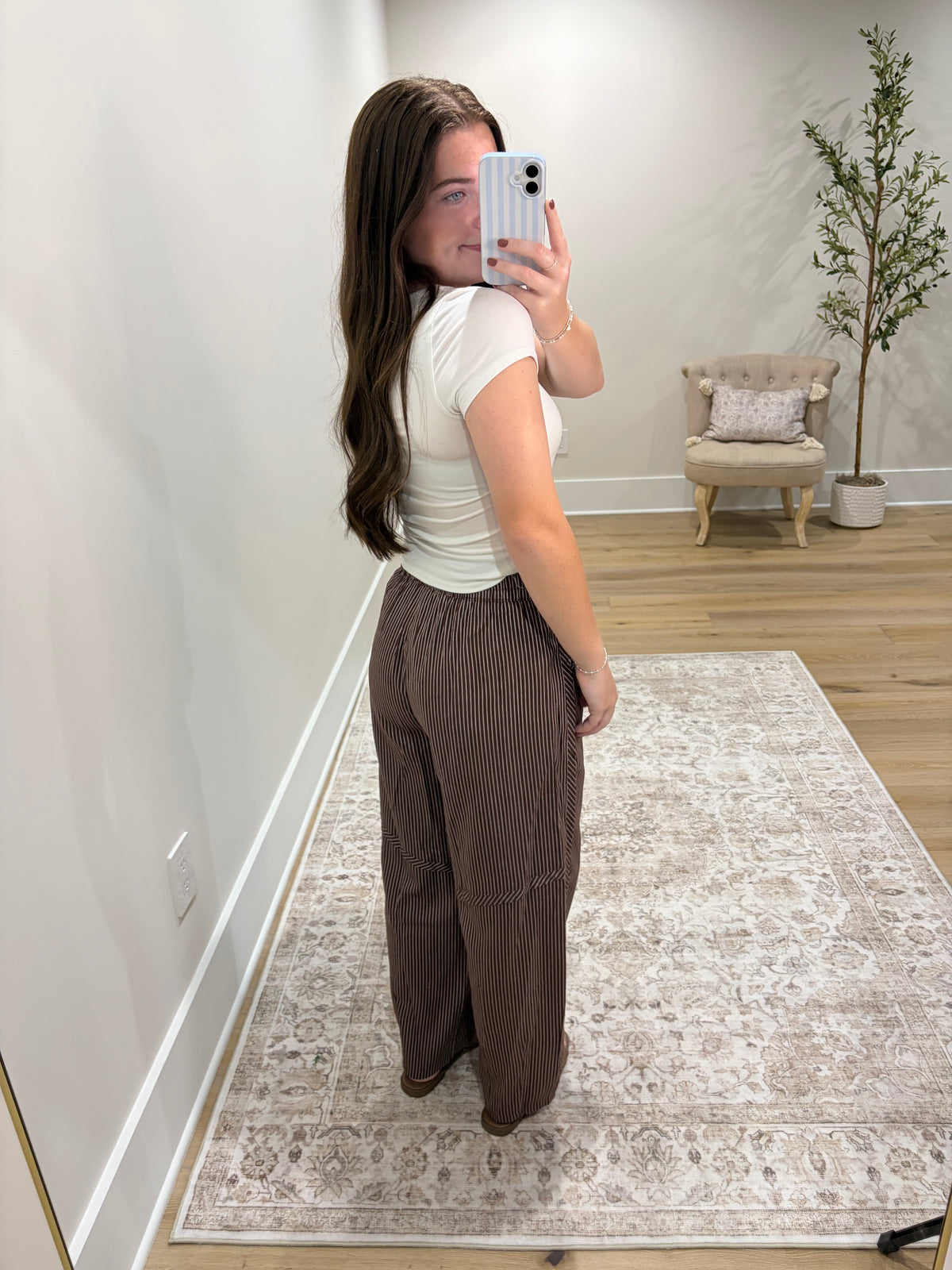 Fine Line Barrel Pants - Brown