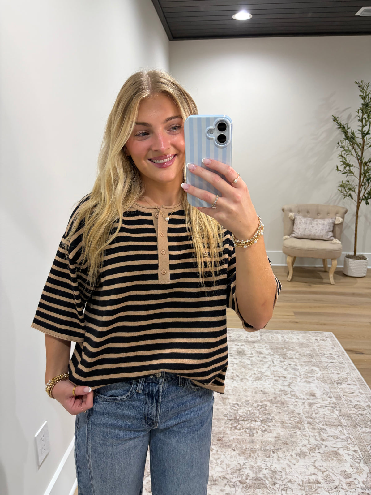 Between the Lines Top - Black/Taupe