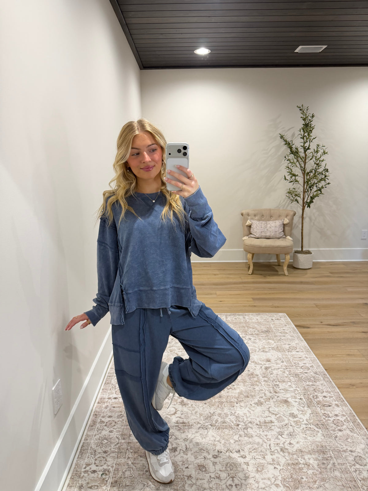 Sunday Blues Jogger Set