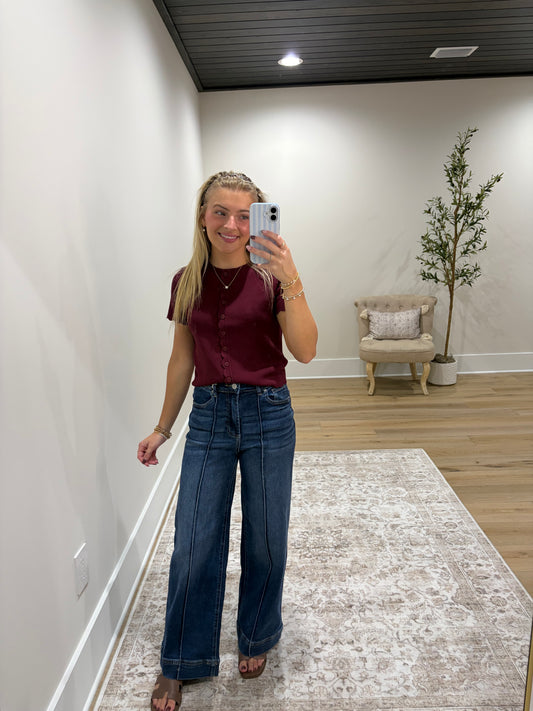 The Clara Scallop Top - Burgundy